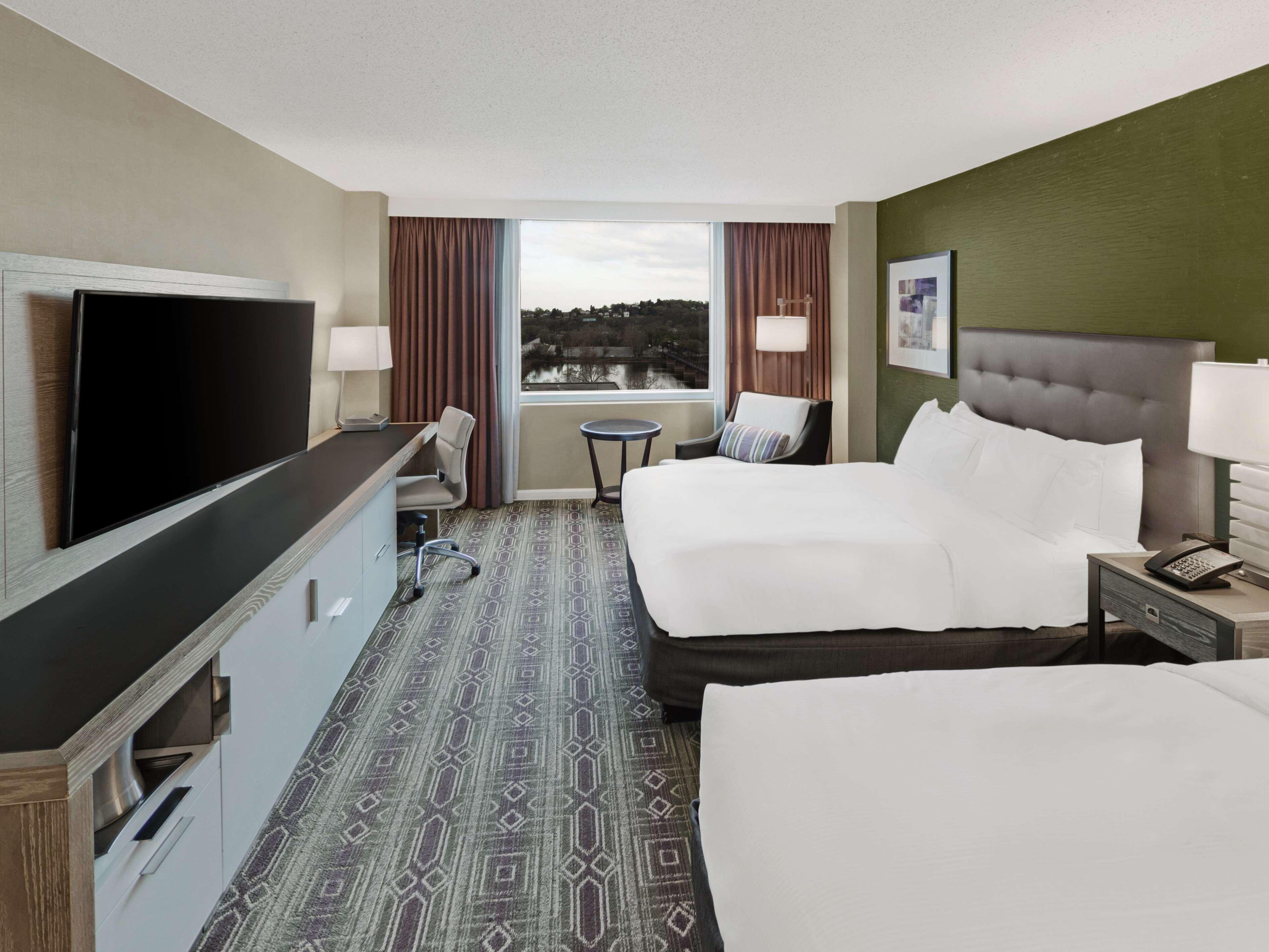 Hilton Harrisburg Near Hershey Park Exterior foto